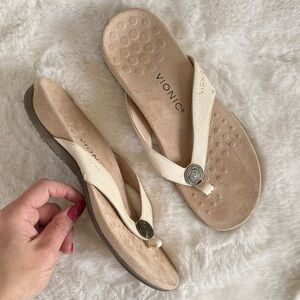 VIONIC 10 Hilda Rest Woven Thong Flip Flop Toe Post Sandals Ivory Cream